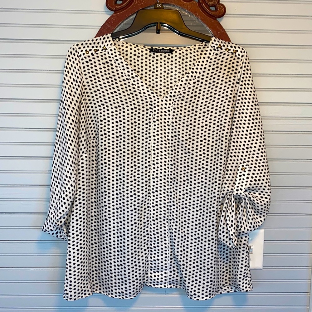 Women’s light weight shirt